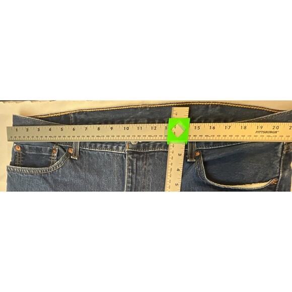 Levi’s 505 42x32 Men’s Jeans - Picture 4 of 5